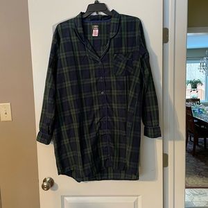 Womens sleep shirt size 2XL